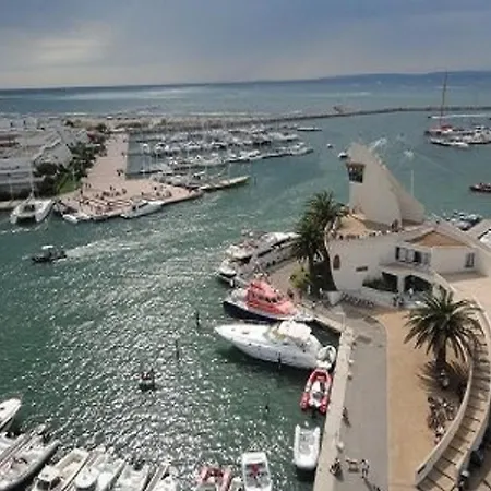 2p+2 Cabines, Terrasse, Parking, 8 Pers - Port Camargue - Fr-1-731-56 Appartamento Le Grau-du-Roi